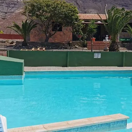 Vivienda Vacacional Sara Casa di campagna Tetir