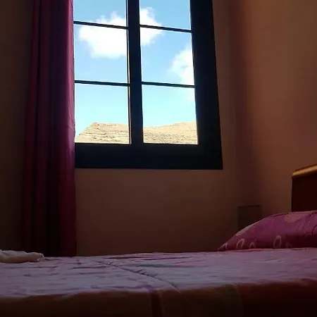 Vivienda Vacacional Sara * Tetir